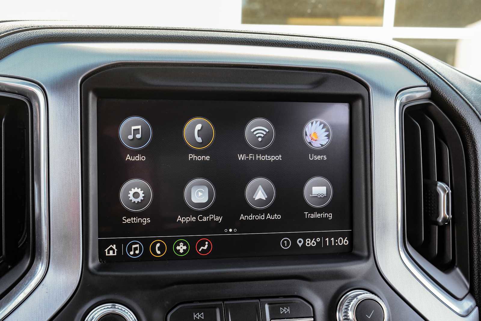 Used 2020 GMC Sierra 1500 SLT image 30