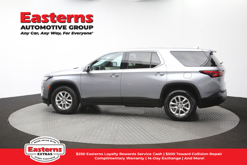 Used 2023 Chevrolet Traverse LS FWD image 61