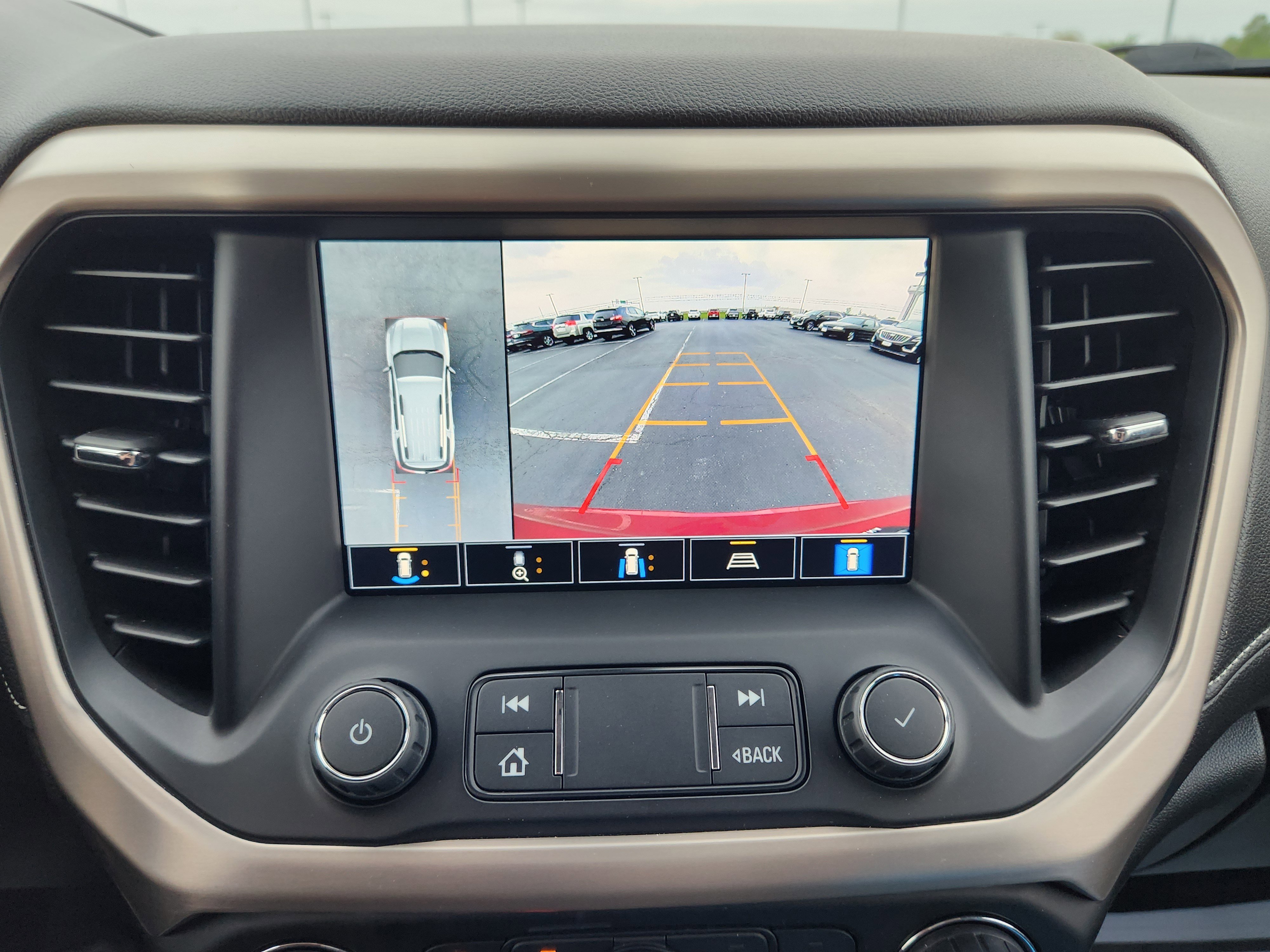 Used 2021 GMC Acadia Denali w/ Denali Technology Package image 20