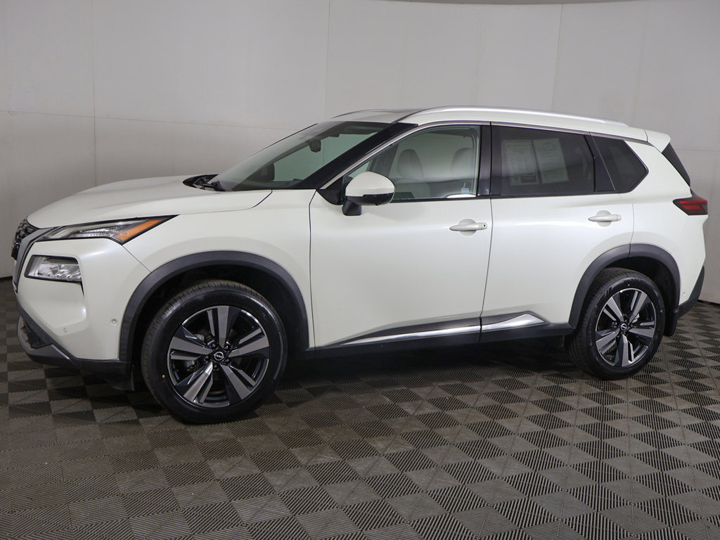 Used 2023 Nissan Rogue SL w/ SL Premium Package FWD image 15