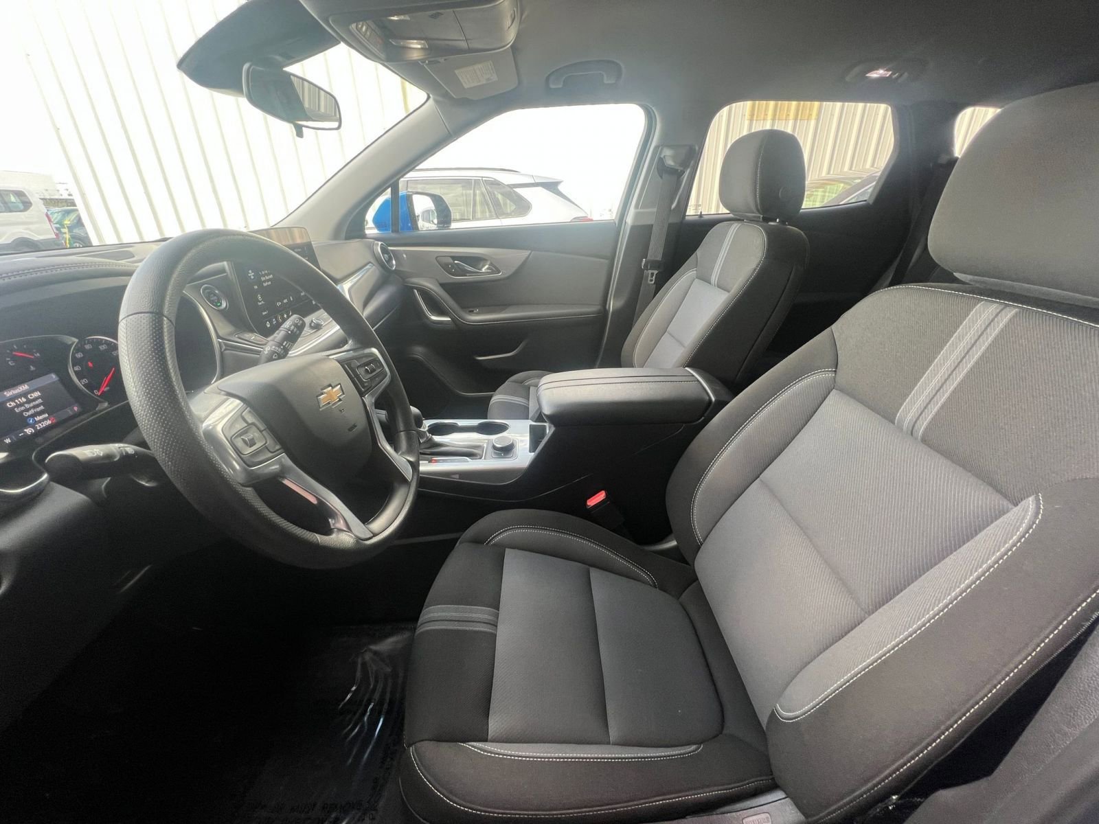 Used 2025 Chevrolet Blazer LT image 27