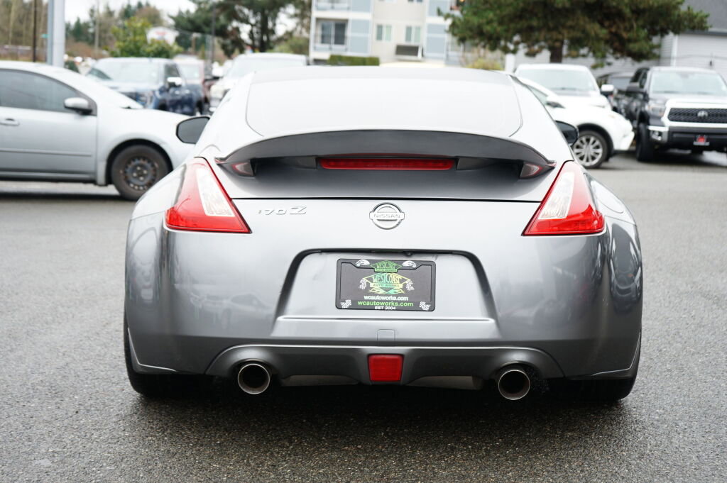Used 2013 Nissan 370Z Coupe image 4