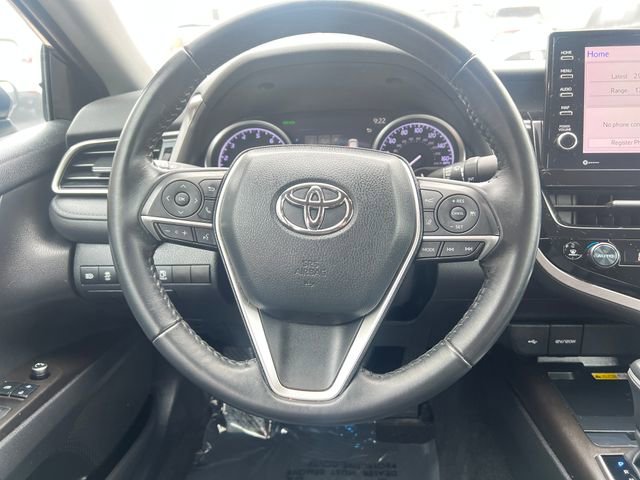 Used 2022 Toyota Camry XLE FWD image 13