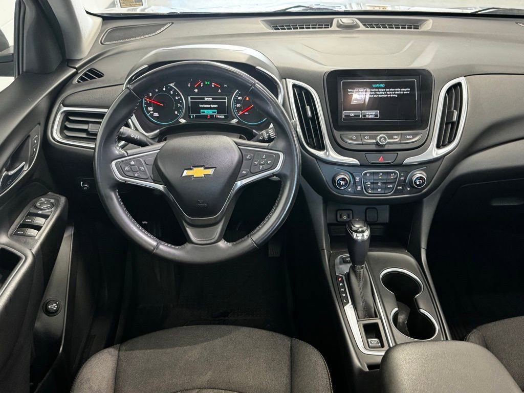 Used 2018 Chevrolet Equinox LT w/ Sun & Infotainment Package image 17