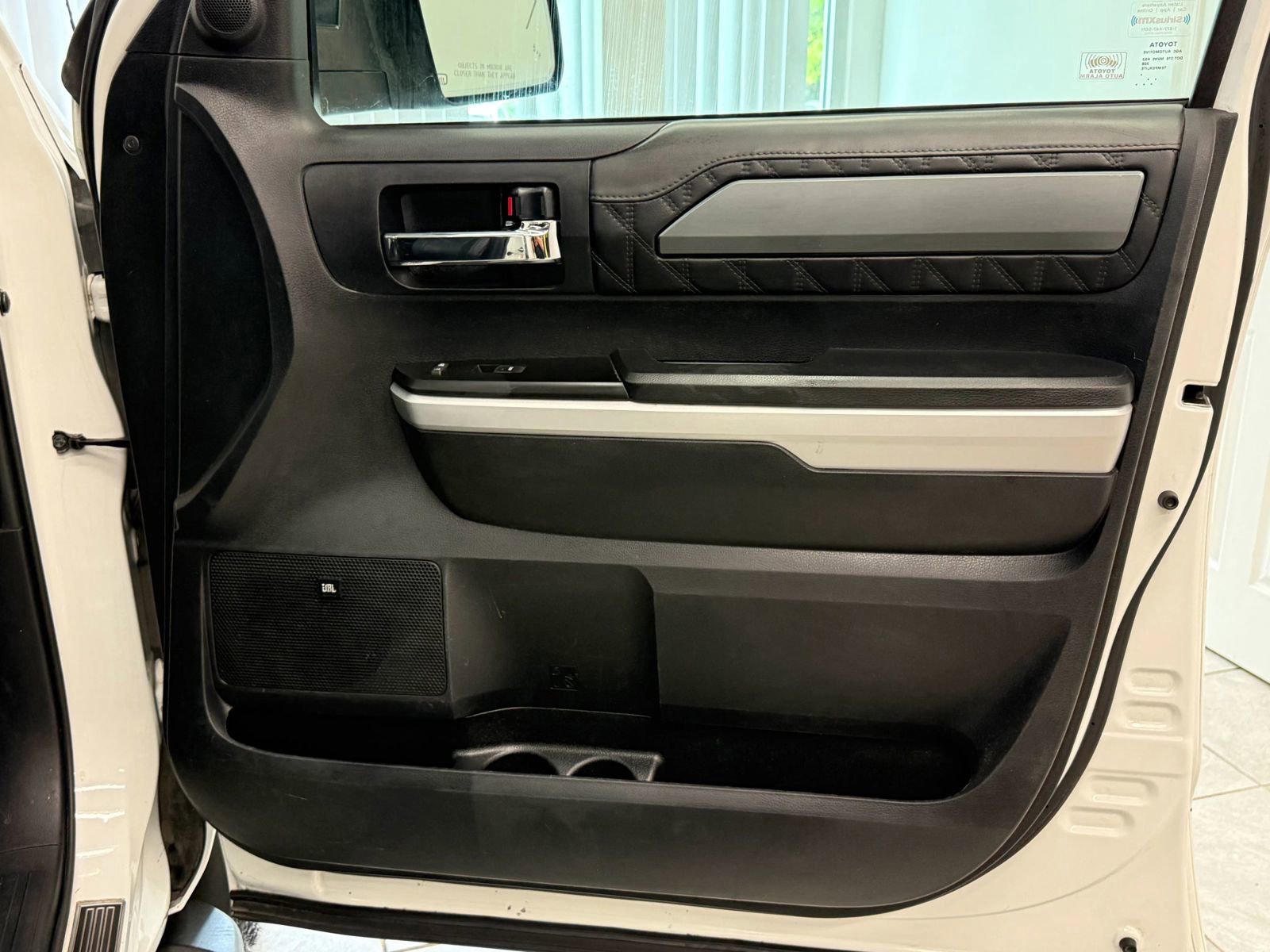 Used 2018 Toyota Tundra Platinum AWD/4WD image 22