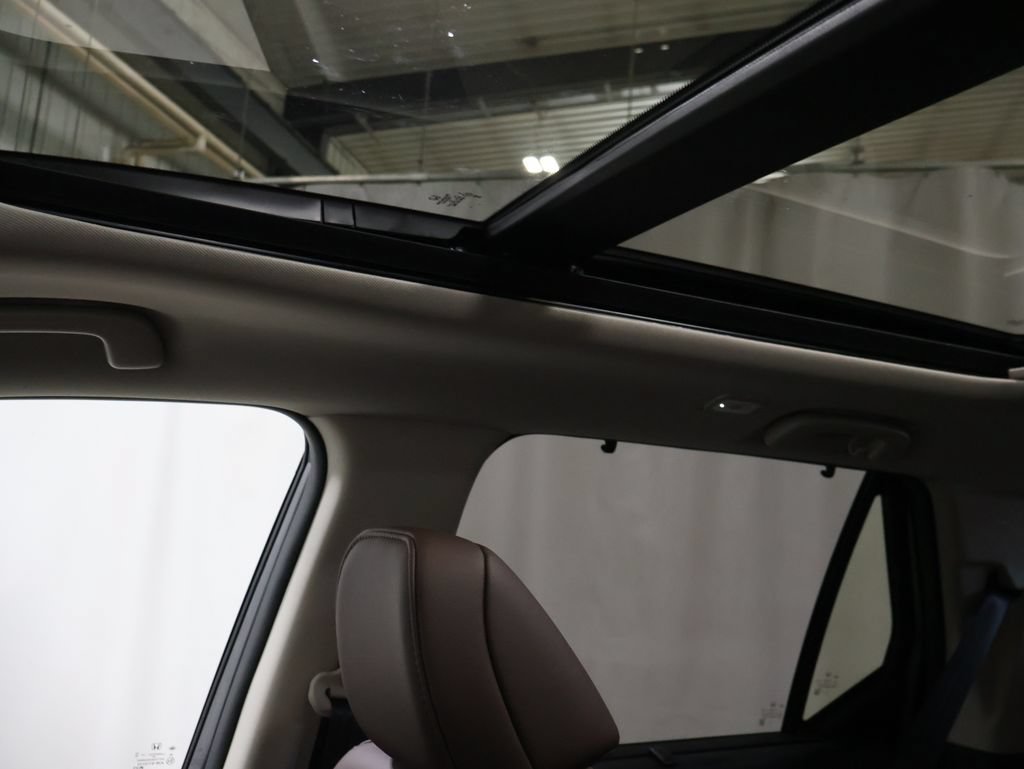 New 2026 Honda Pilot Touring image 30