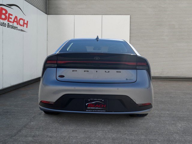 Used 2024 Toyota Prius LE image 14
