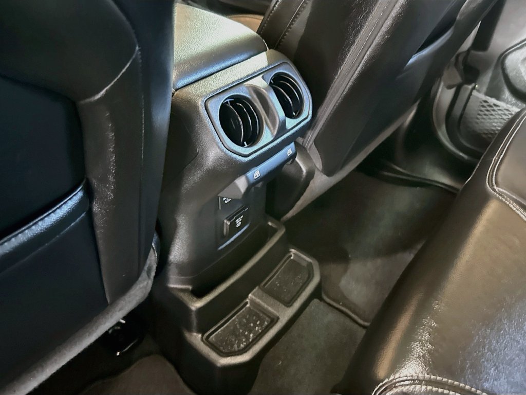 Certified 2023 Jeep Wrangler Unlimited Sahara w/ Cold Weather Group AWD/4WD image 28