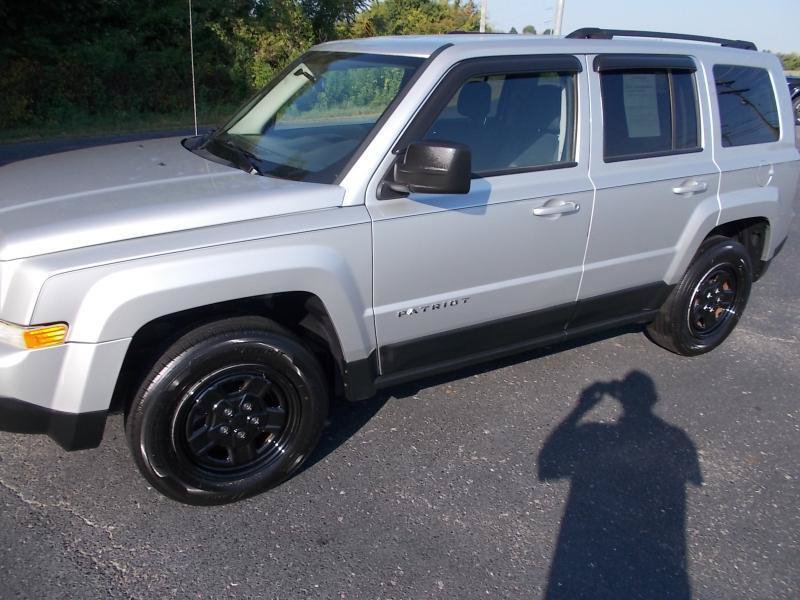Used 2012 Jeep Patriot Sport w/ PWR Value Group AWD/4WD image 7