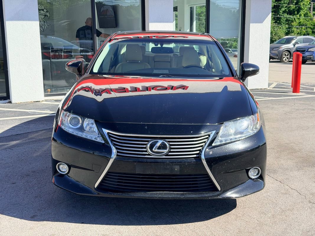 Used 2015 Lexus ES 350 w/ Luxury Package FWD image 9