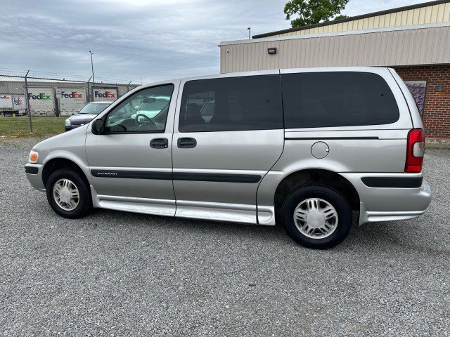Used 2004 Chevrolet Venture Plus w/ Climate Package FWD image 12