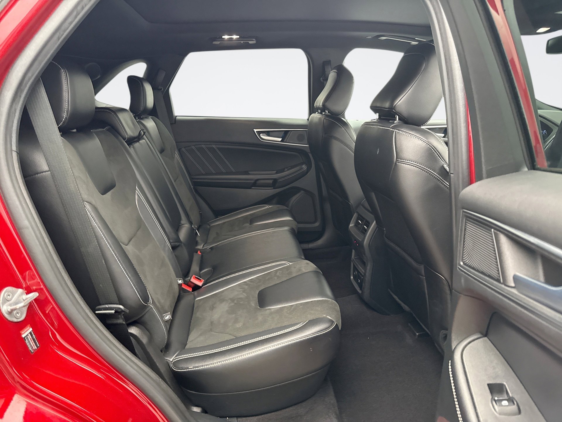 Used 2023 Ford Edge ST w/ Equipment Group 401A AWD/4WD image 21