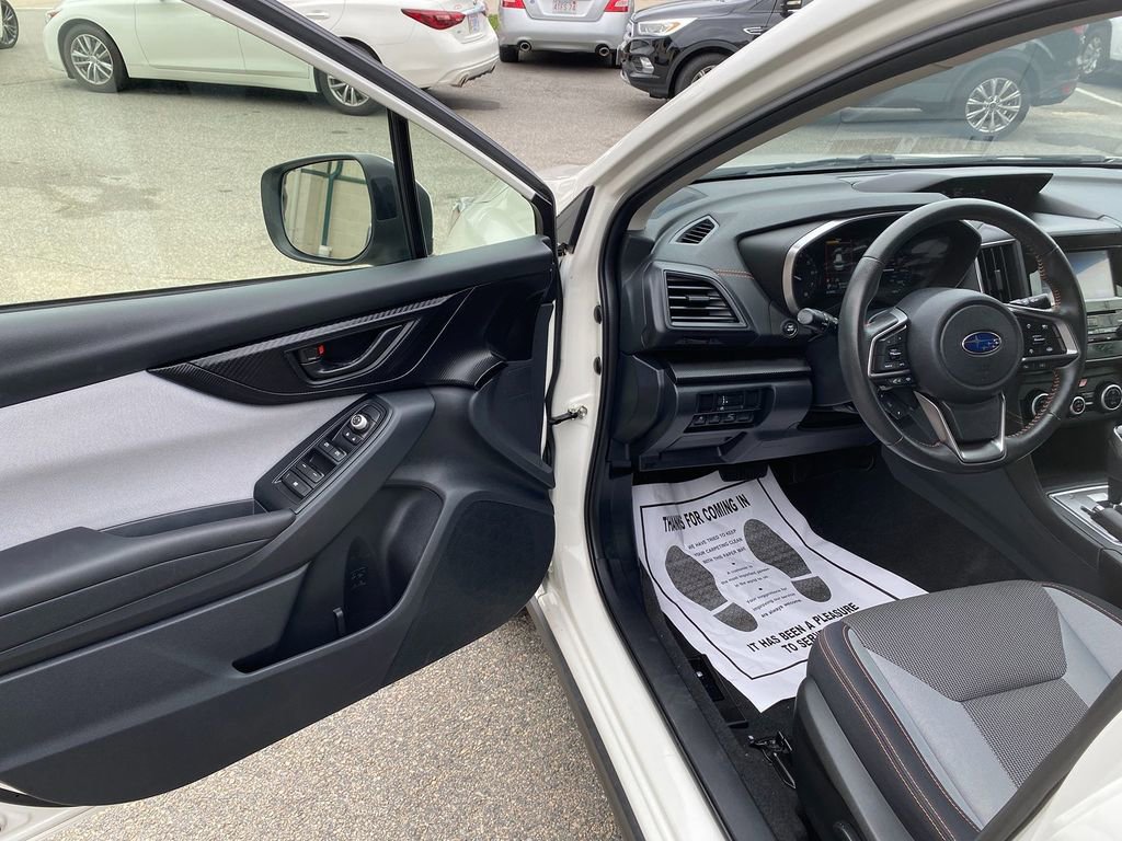 Used 2022 Subaru Crosstrek 2.0i Premium w/ Moonroof Package image 10