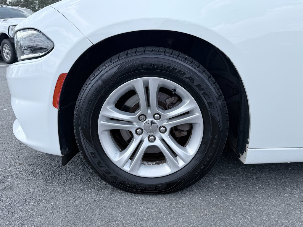 Used 2017 Dodge Charger SE w/ Popular Equipment Group image 30