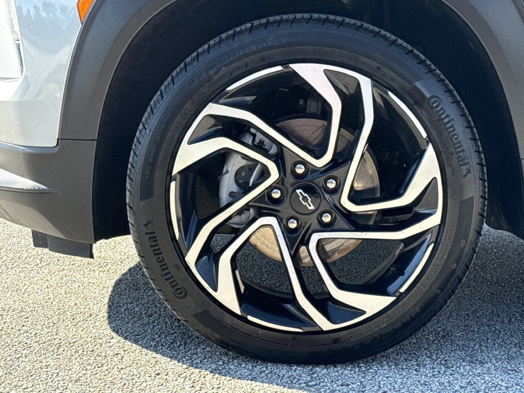 Used 2025 Chevrolet TrailBlazer RS w/ Driver Confidence Package FWD image 9