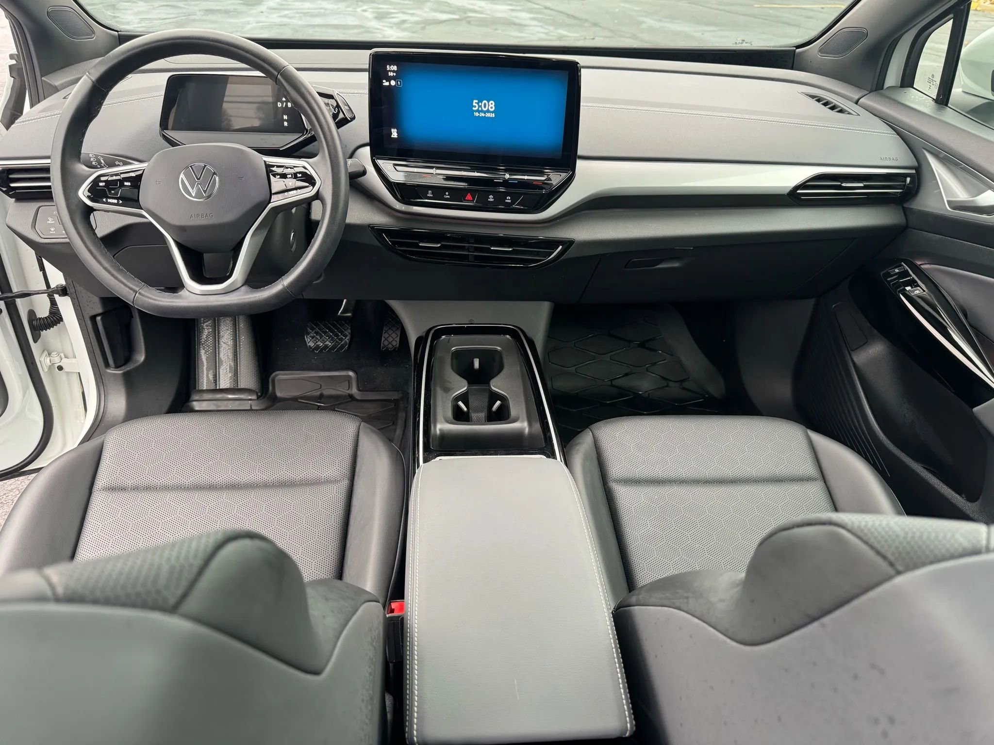 Used 2023 Volkswagen ID.4 Pro S image 6
