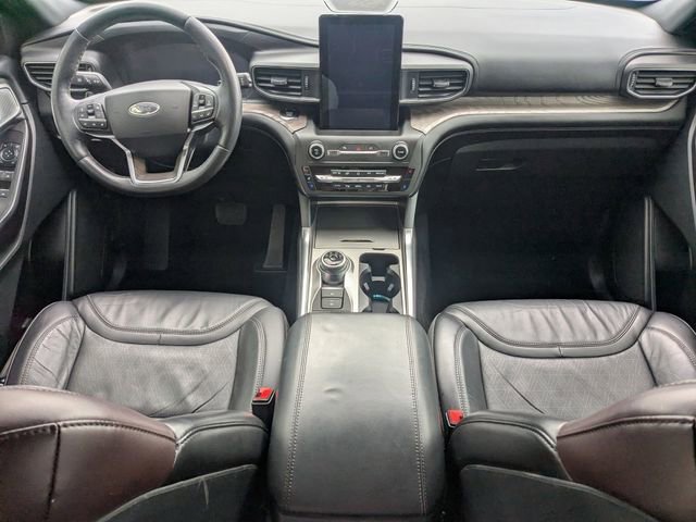 Used 2020 Ford Explorer Platinum w/ Premium Technology Package AWD/4WD image 18