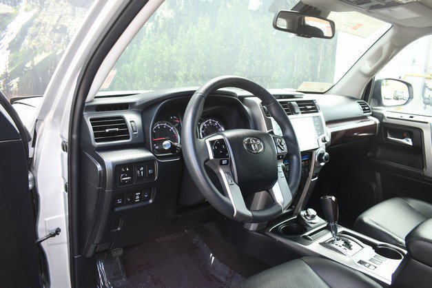 Certified 2022 Toyota 4Runner Limited AWD/4WD image 14