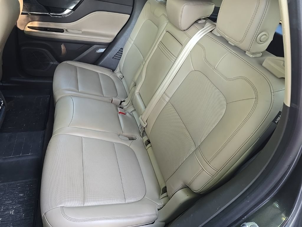 Used 2020 Lincoln Corsair FWD w/ Premium Package image 13
