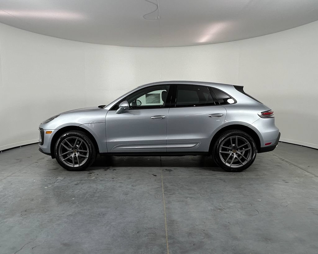 New 2026 Porsche Macan AWD/4WD image 2