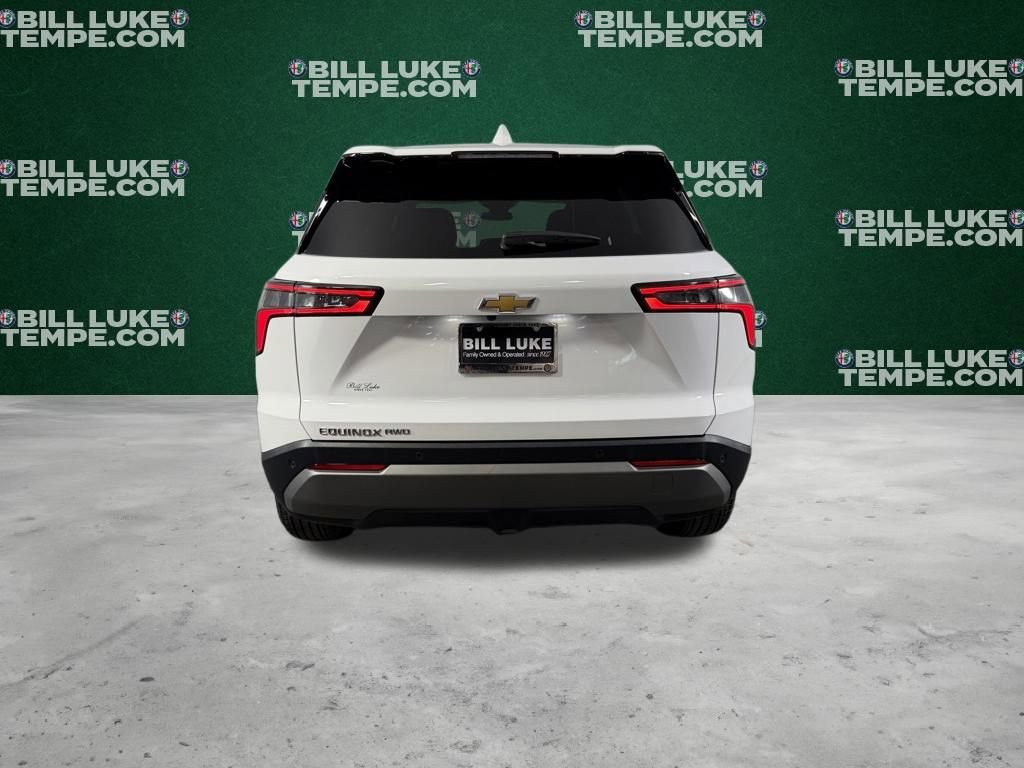 Used 2026 Chevrolet Equinox LT AWD/4WD image 7