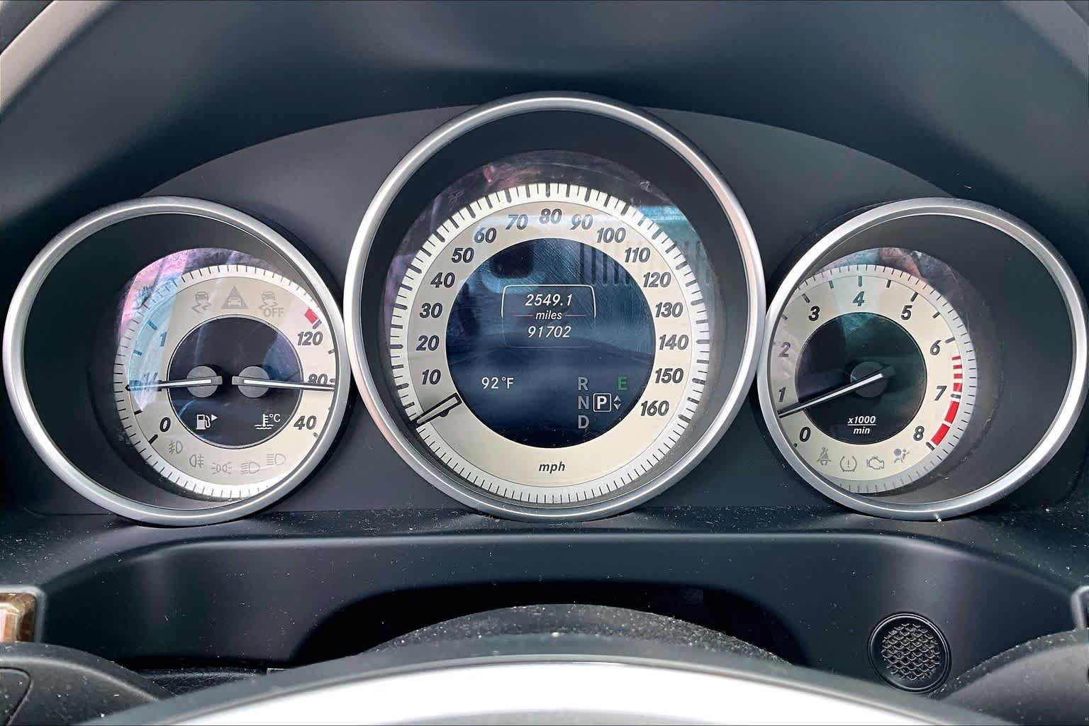 Used 2015 Mercedes-Benz E 400 4MATIC Sedan image 24