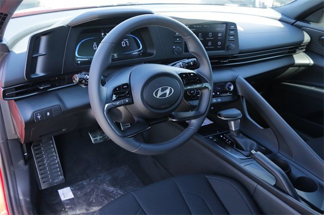 Certified 2026 Hyundai Elantra Sport image 8