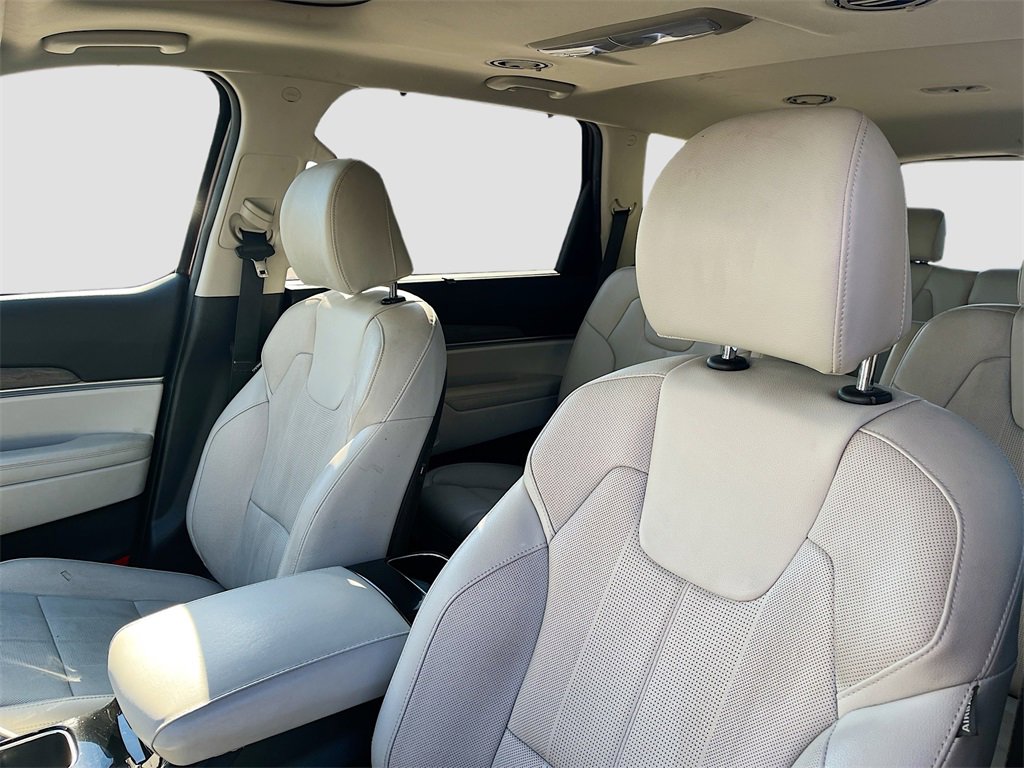 Used 2022 Kia Telluride EX w/ EX Premium Package image 21