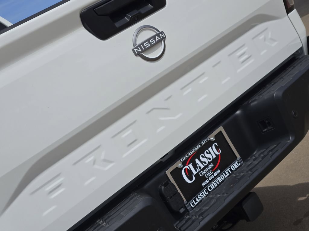 Used 2025 Nissan Frontier SV RWD image 30
