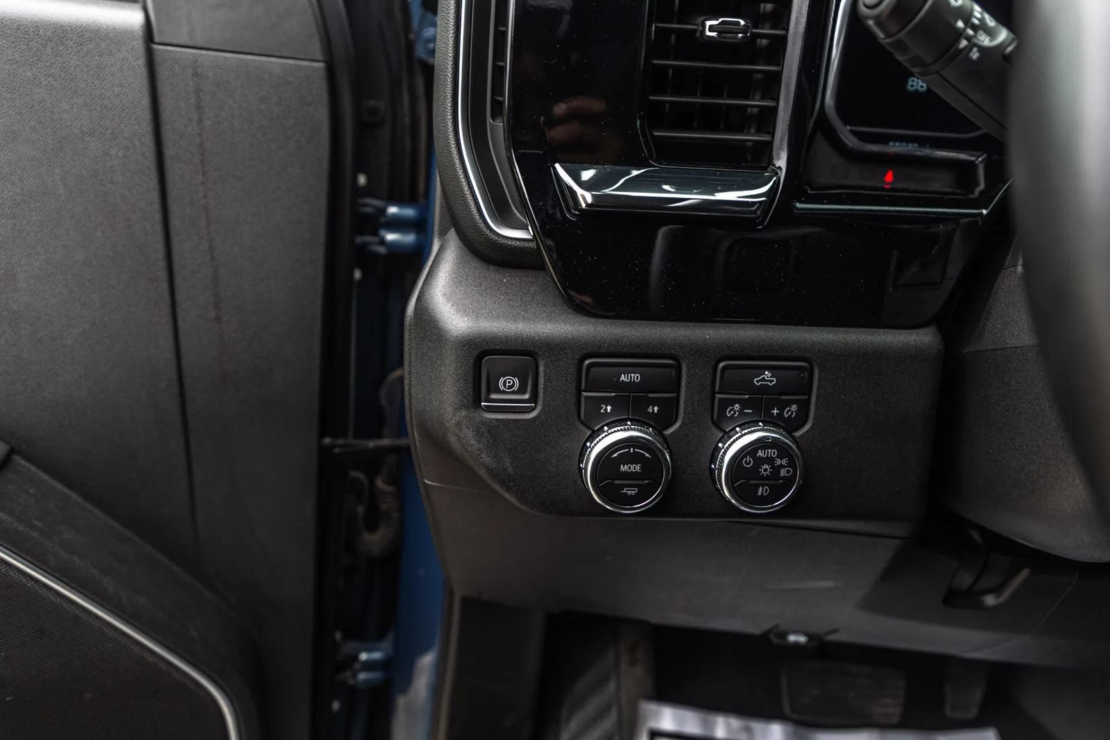 Used 2024 GMC Sierra 1500 Elevation AWD/4WD image 69