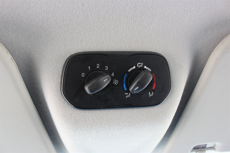 Used 2016 Ford Transit 350 XLT RWD image 28