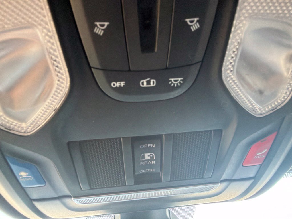 Used 2022 RAM 3500 Big Horn w/ Level C Equiment Group AWD/4WD image 20