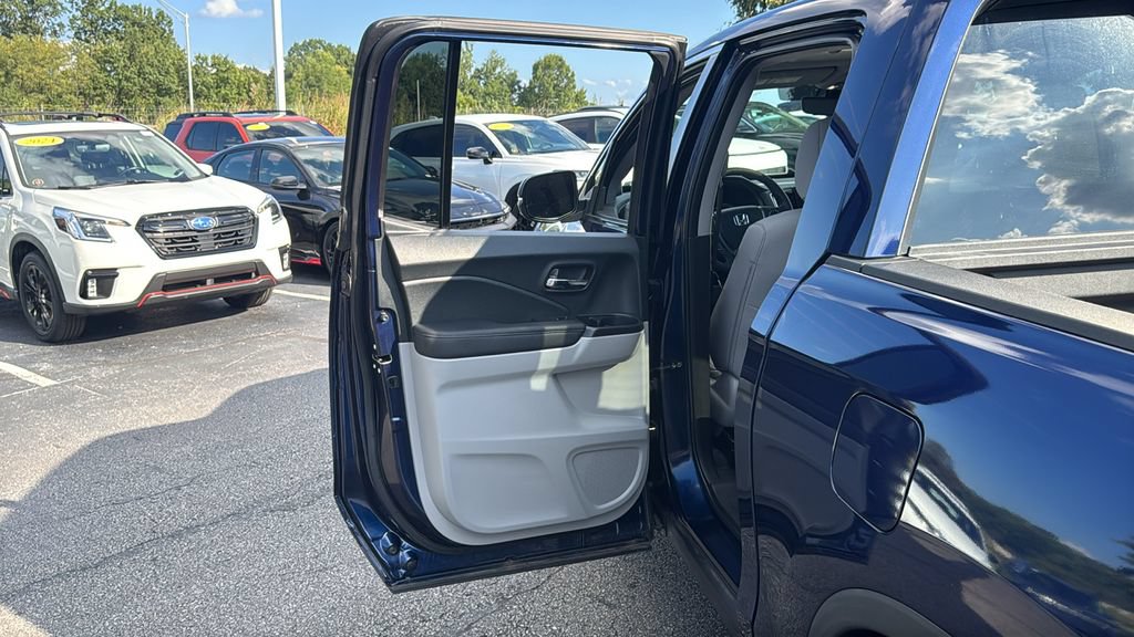 Certified 2023 Honda Ridgeline RTL image 28
