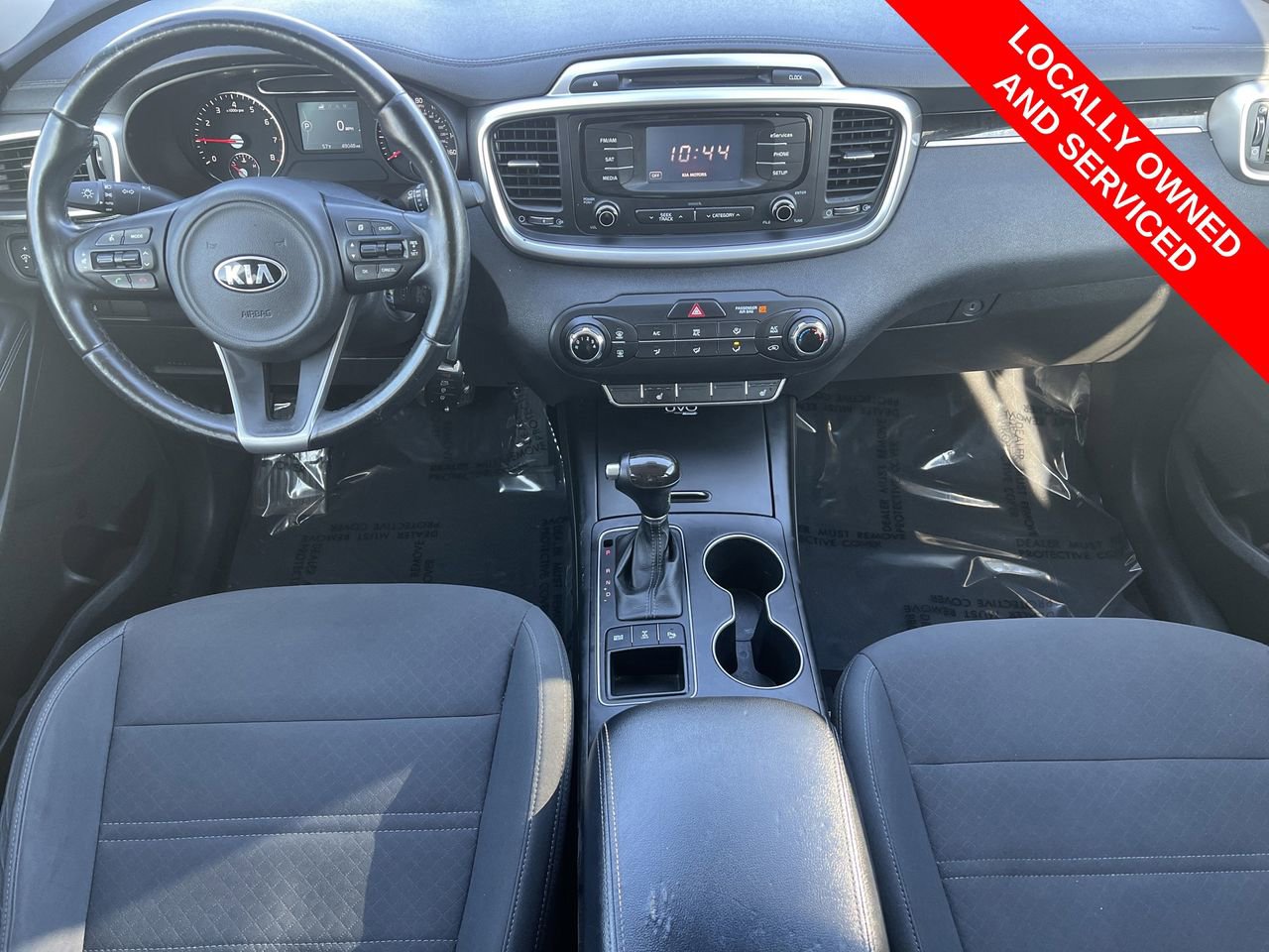 Used 2016 Kia Sorento LX w/ LX Convenience Package image 2