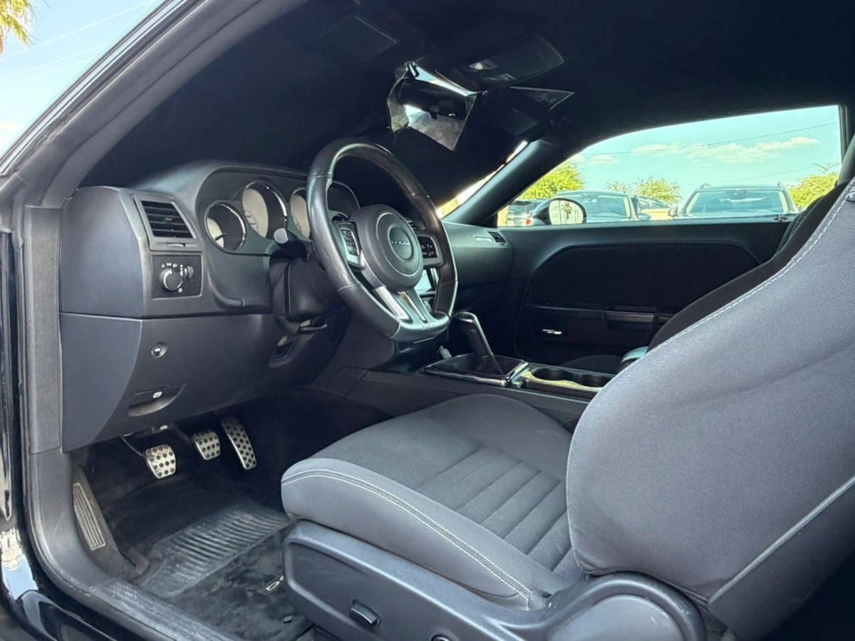 Used 2014 Dodge Challenger SRT8 Core w/ Electronics Convenience Group RWD image 40