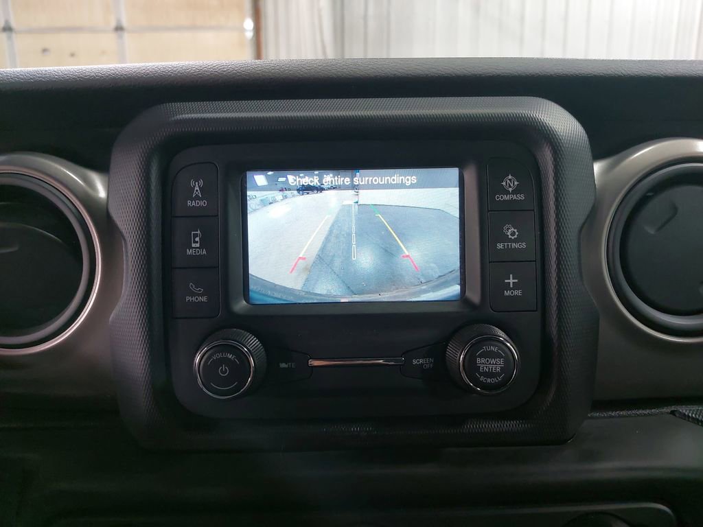 Used 2018 Jeep Wrangler Unlimited Sport AWD/4WD image 24