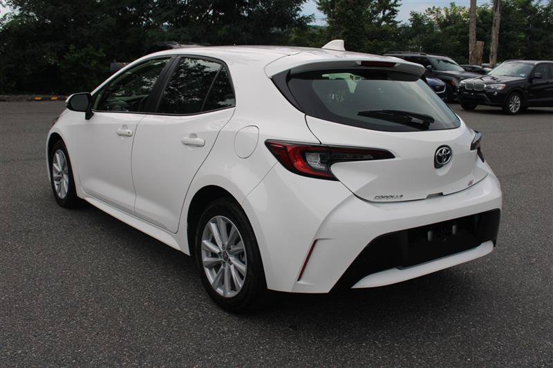 Used 2025 Toyota Corolla SE FWD image 6