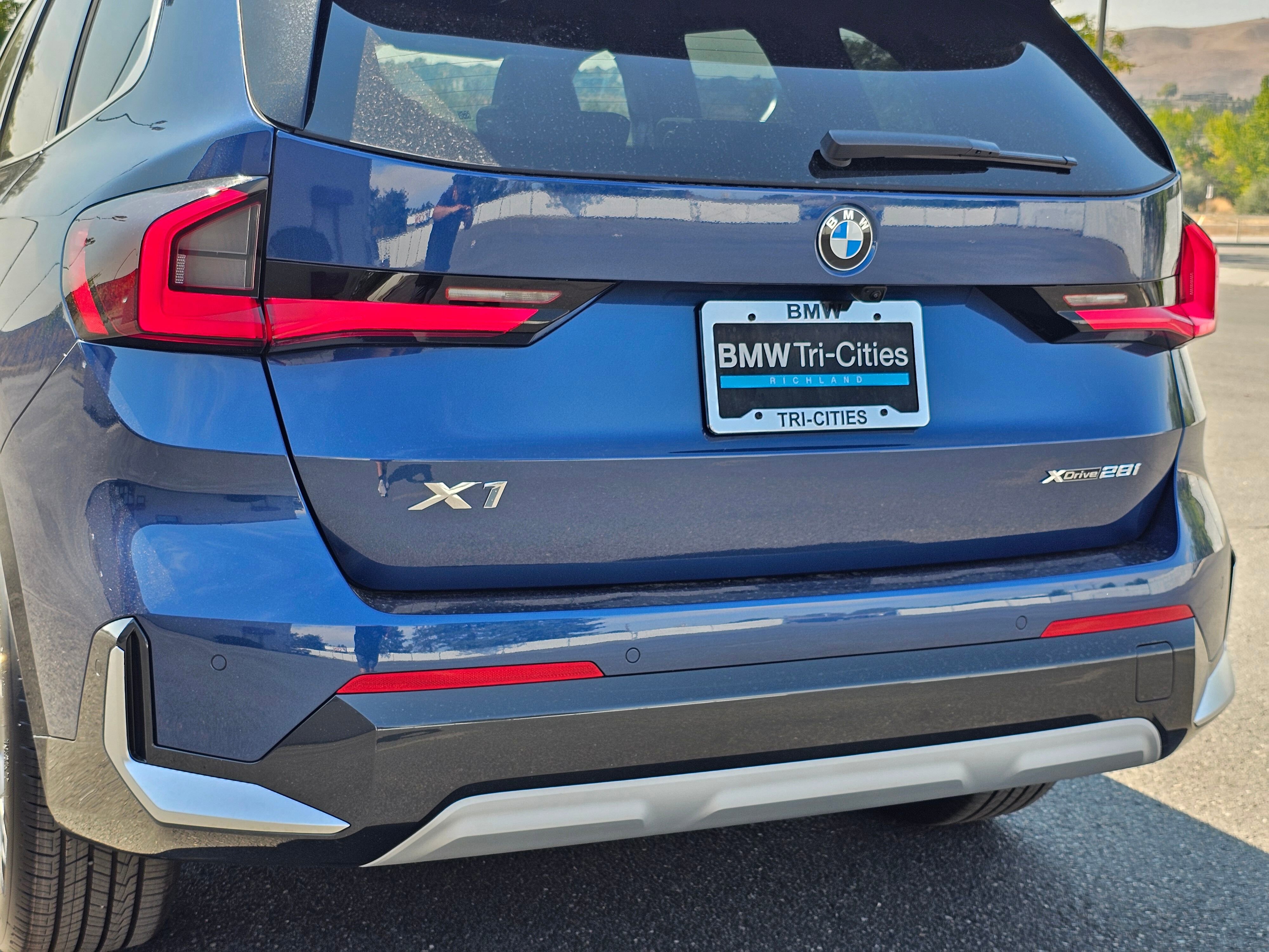 New 2025 BMW X1 xDrive28i w/ Technology Package image 7