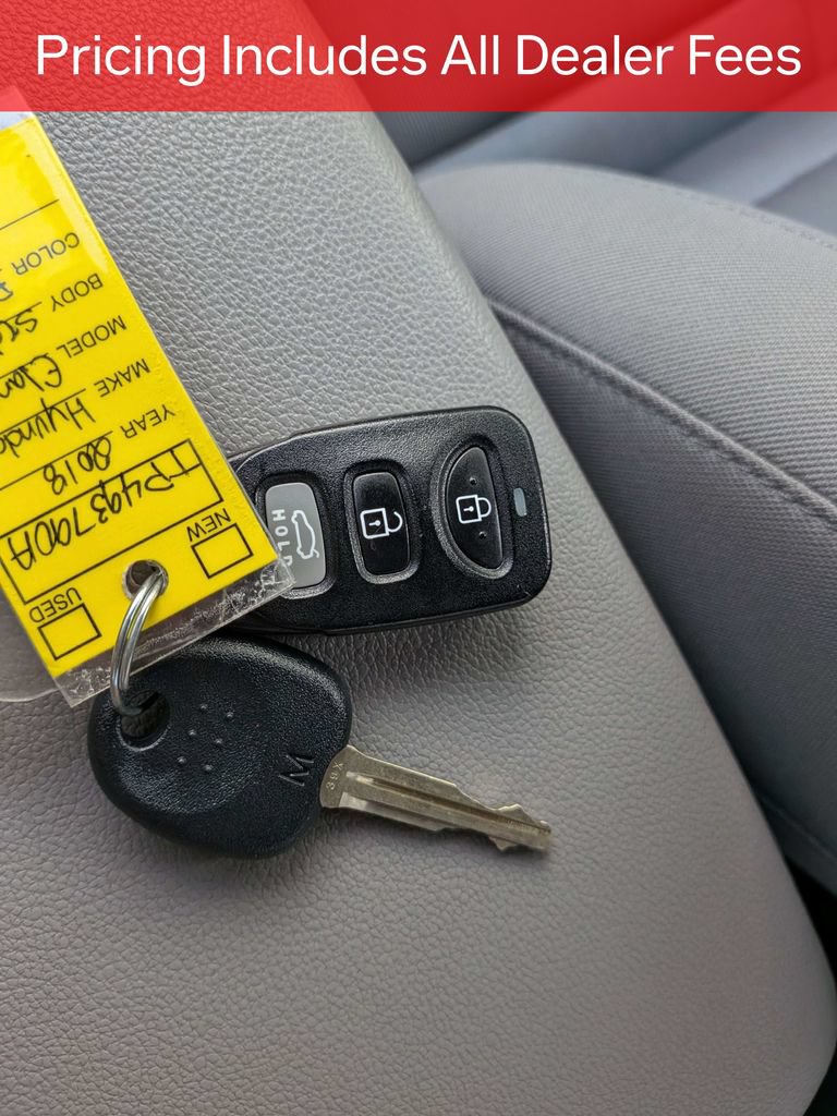 Used 2018 Hyundai Elantra SEL FWD image 27