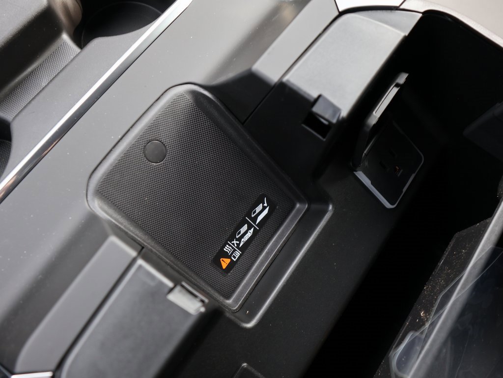 New 2026 GMC Sierra 2500 SLT image 24