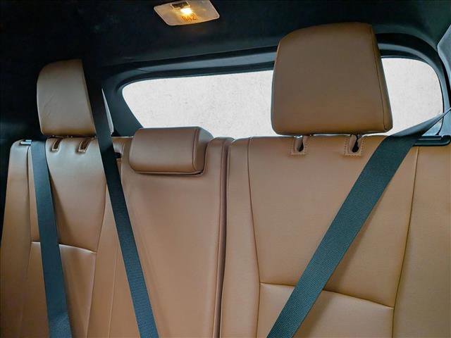 Used 2021 Toyota Highlander Platinum image 16