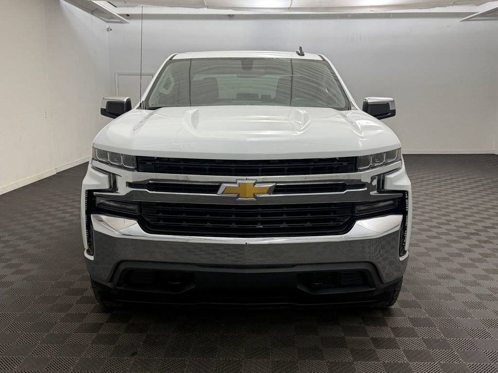 Used 2022 Chevrolet Silverado 1500 LT AWD/4WD image 6