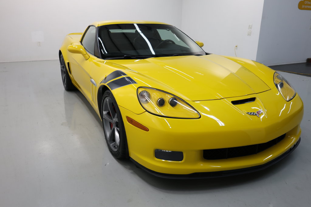 Used 2012 Chevrolet Corvette Grand Sport w/ 4LT Preferred Equipment Group RWD image 46