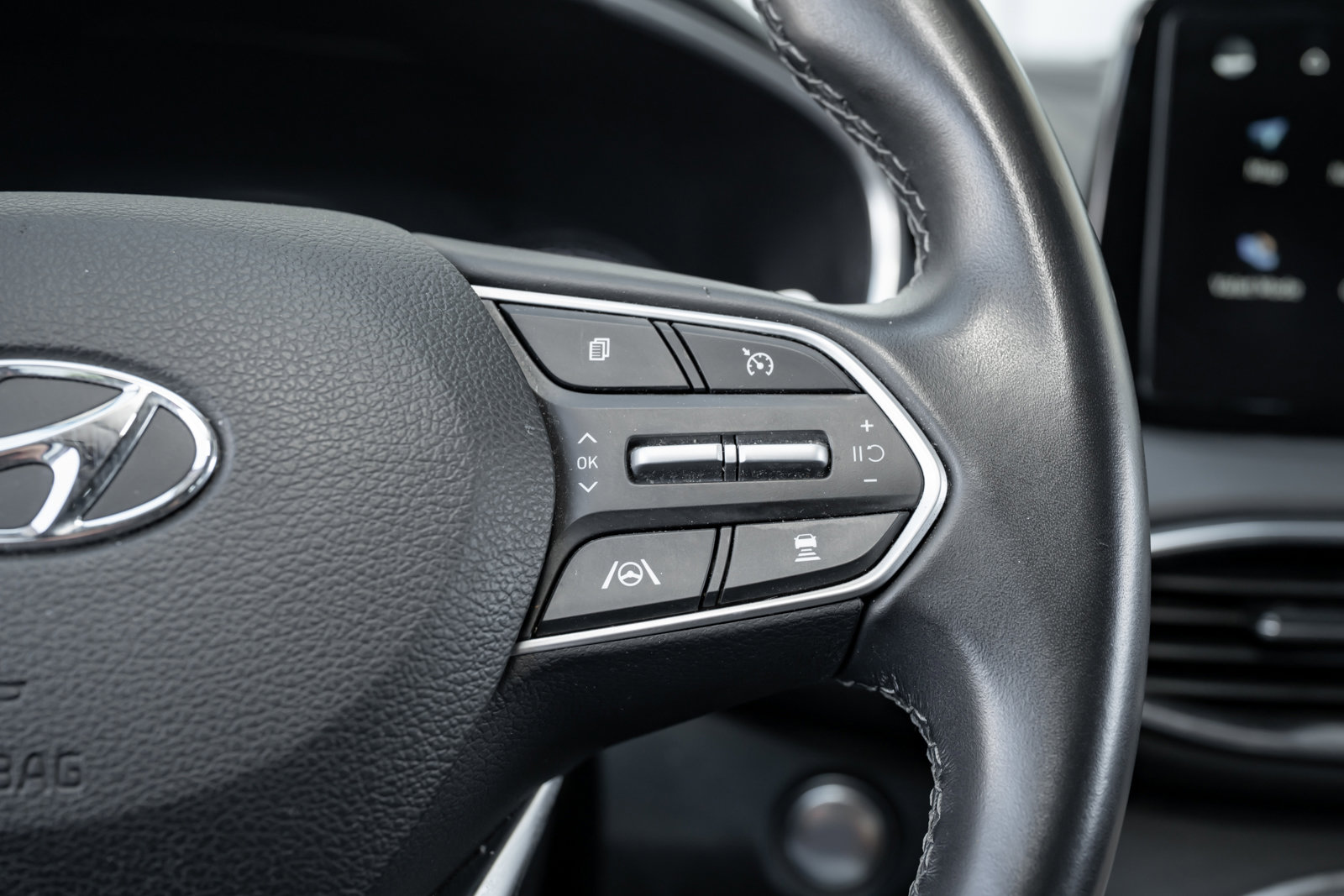 Used 2023 Hyundai Santa Fe SEL image 21