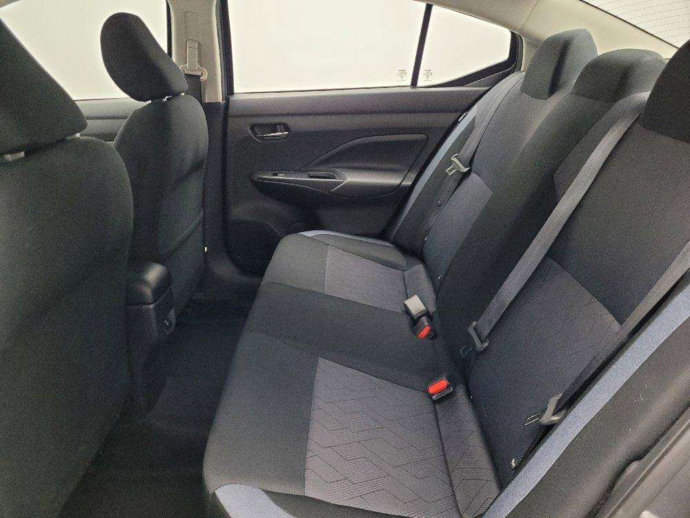 Used 2023 Nissan Versa SV image 18