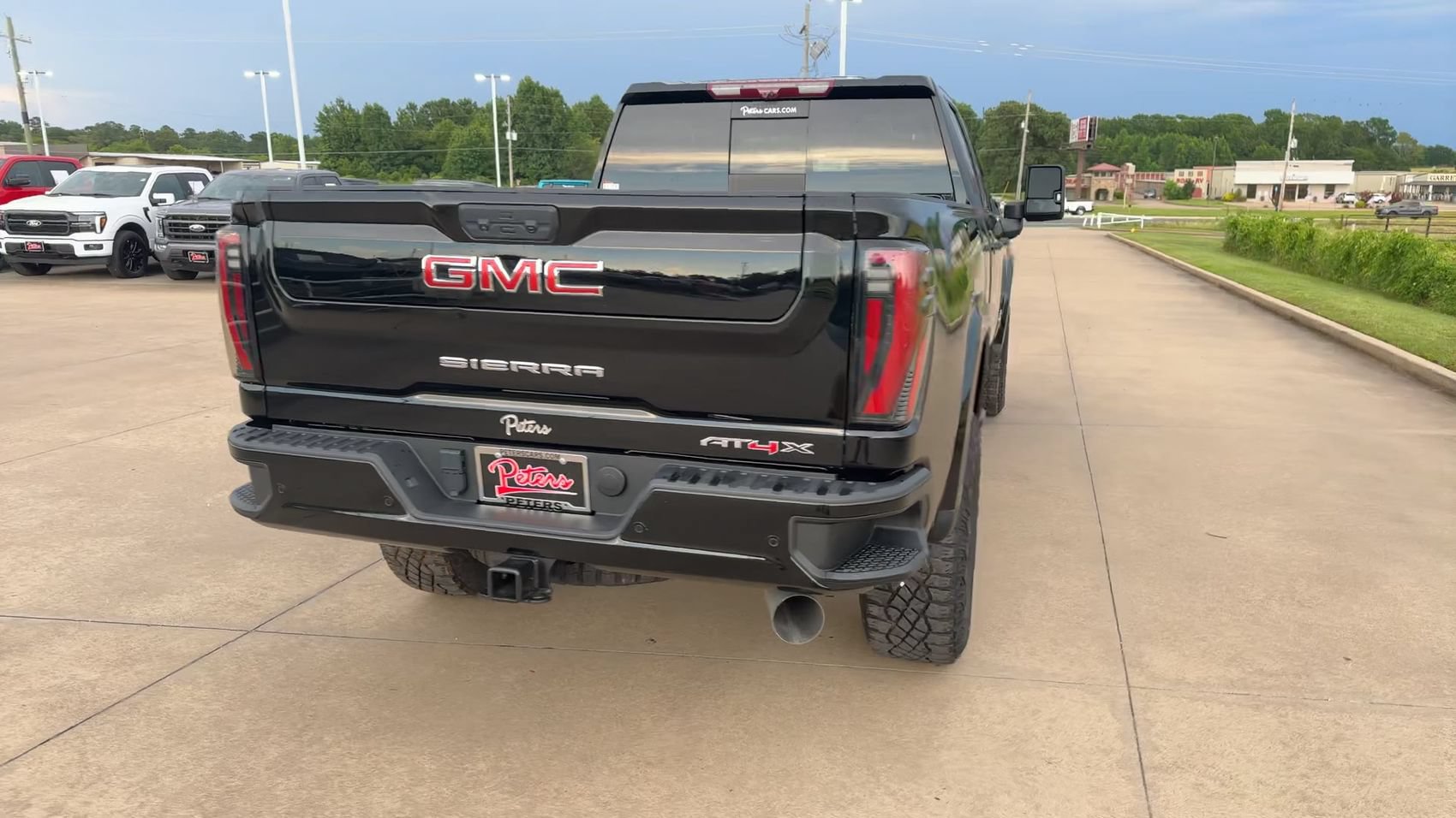 Used 2024 GMC Sierra 2500 AT4X AWD/4WD image 6