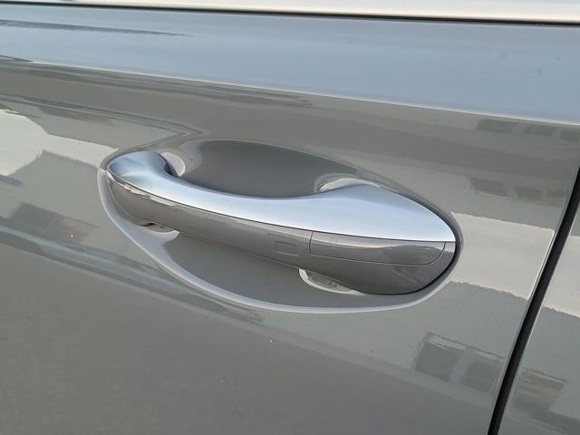 Used 2023 Hyundai Santa Fe SEL image 10