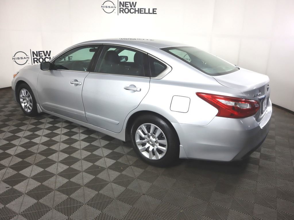 Used 2017 Nissan Altima 2.5 S w/ Power Driver Seat Package image 8