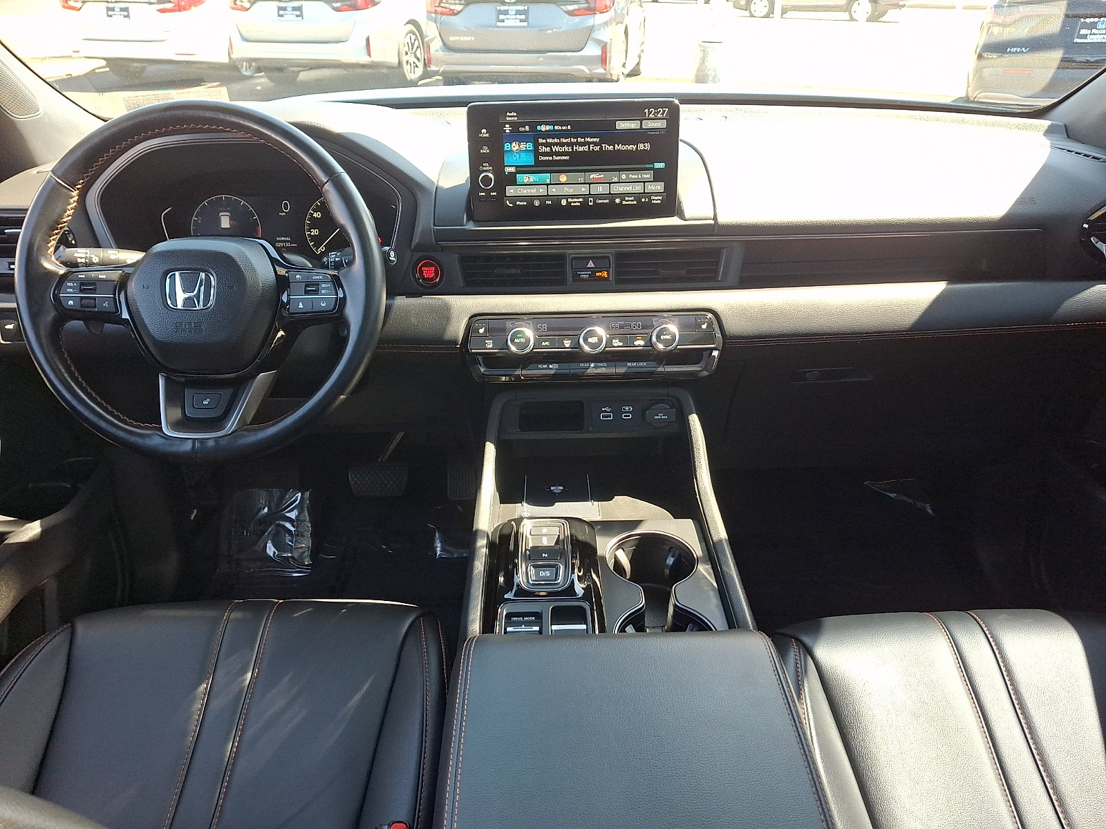 Used 2023 Honda Pilot TrailSport image 11