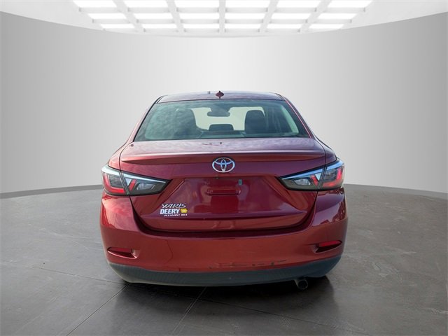 Used 2019 Toyota Yaris LE image 5